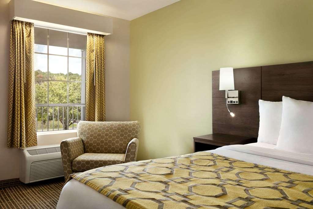 Hotel Baymont By Wyndham Kingsland Camera foto